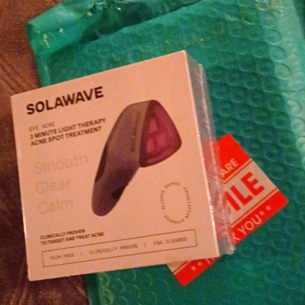 Solawave 3 minute Acne treatment